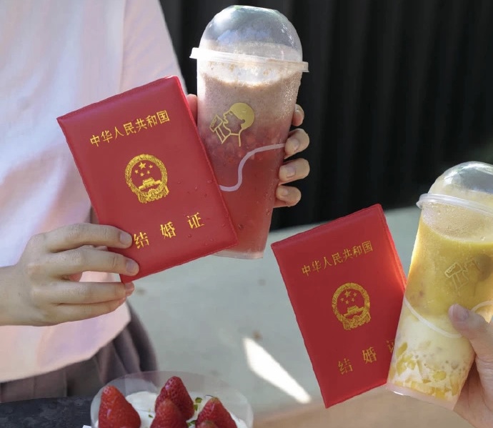 00后麦当劳办婚礼！